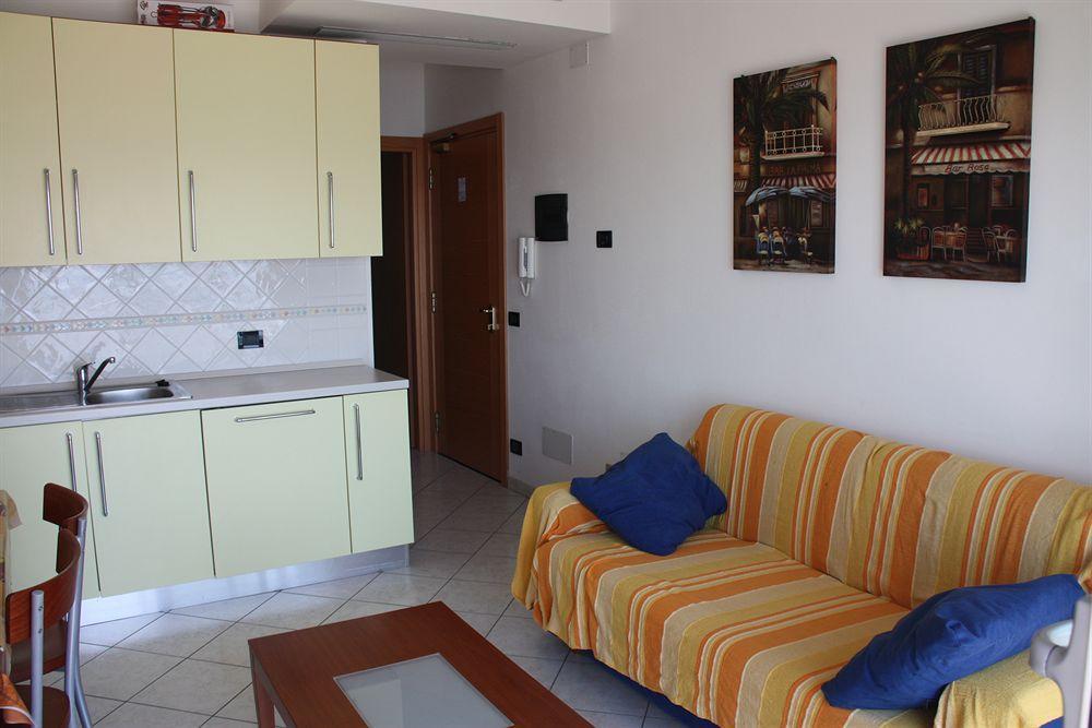Residence Moderno Lido Di Savio Eksteriør billede