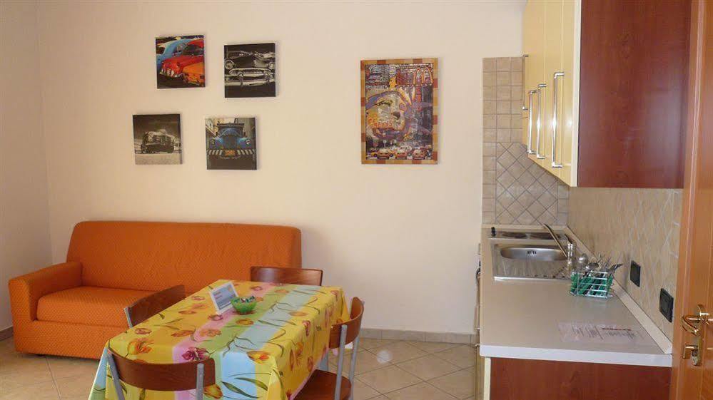 Residence Moderno Lido Di Savio Eksteriør billede