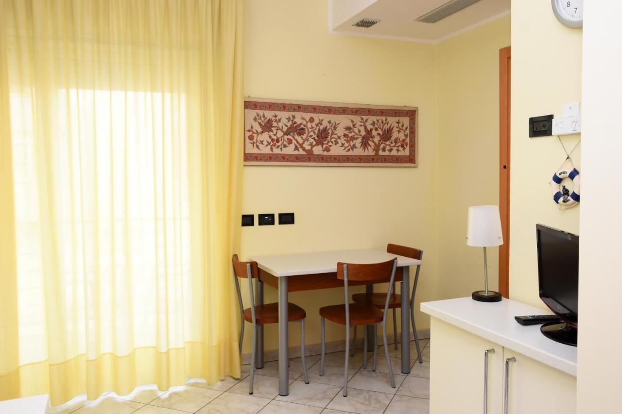 Residence Moderno Lido Di Savio Eksteriør billede
